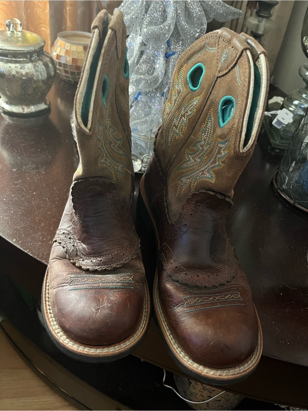 Women’s Ariat Brown Leather Western Cowboy Boots with Turquoise Accents